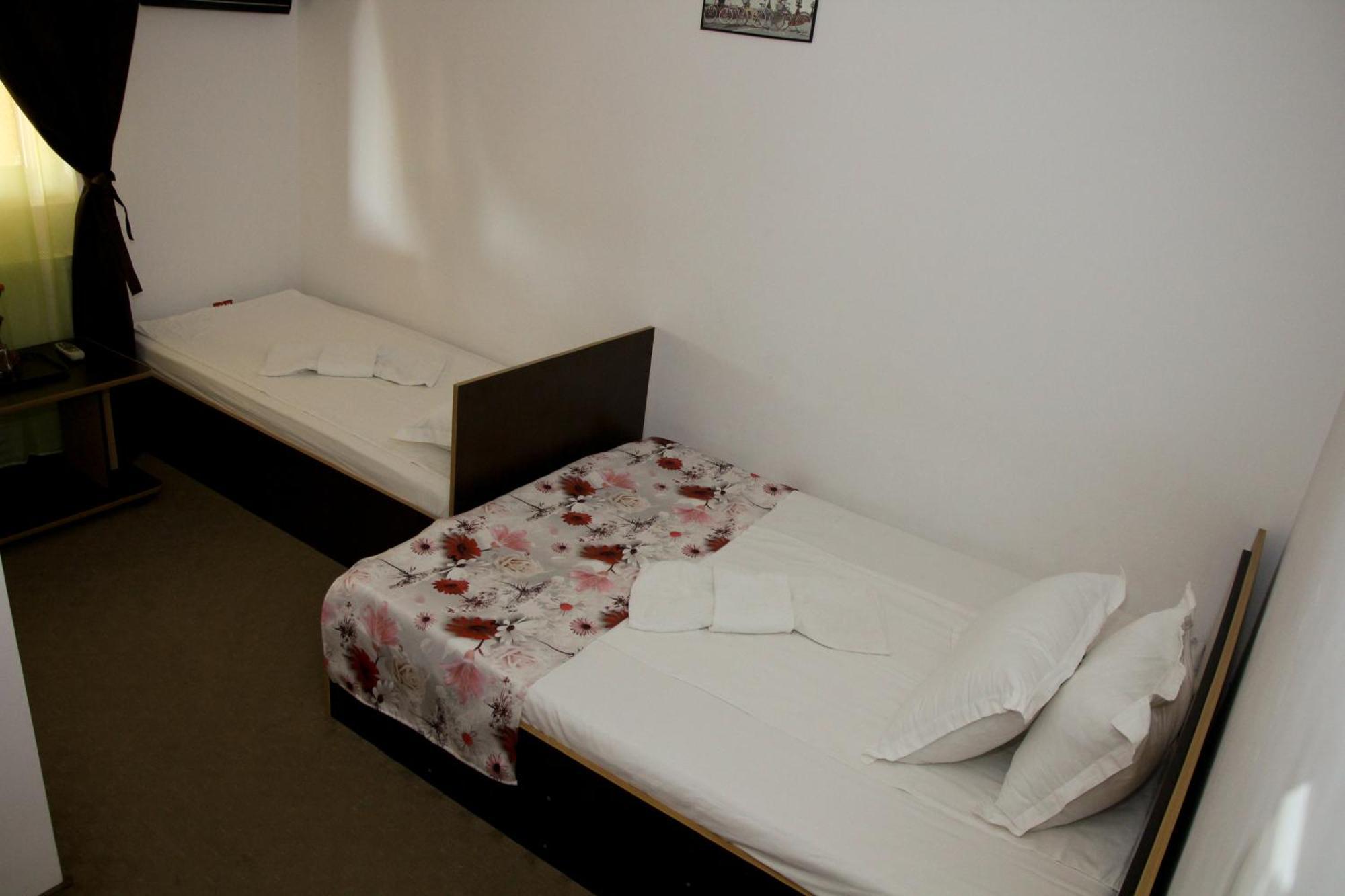 Pensiunea Heaven Bascov Room photo